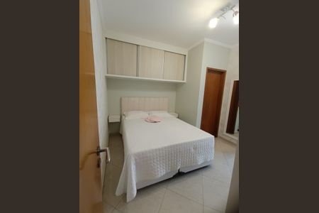 Apartamento à venda com 74m², 3 quartos e 1 vagaSuíte 