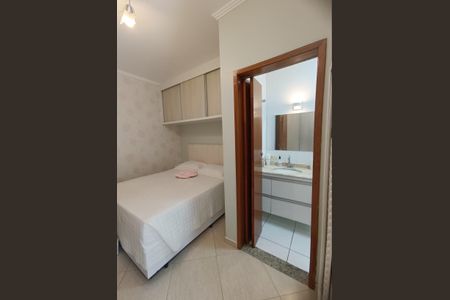 Apartamento à venda com 74m², 3 quartos e 1 vagaSuíte 