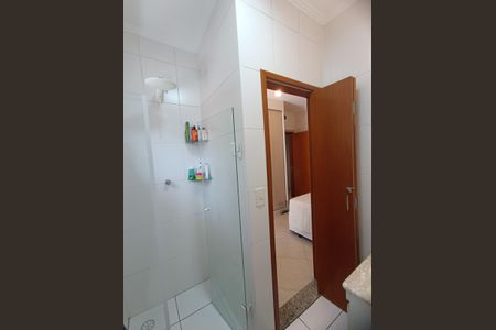 Apartamento à venda com 74m², 3 quartos e 1 vagaBanheiro da Suíte