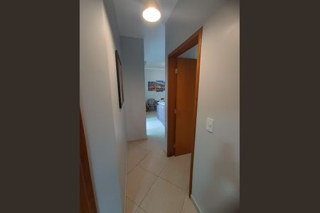 Apartamento à venda com 74m², 3 quartos e 1 vagaCorredor