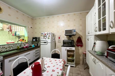 Casa à venda com 125m², 2 quartos e 1 vaga Casa à venda com 125m², 2 quartos e 1 vagaCozinha