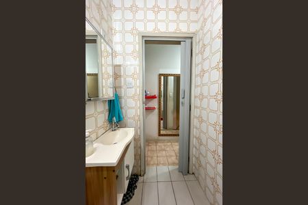 Casa à venda com 125m², 2 quartos e 1 vaga Casa à venda com 125m², 2 quartos e 1 vagaBanheiro