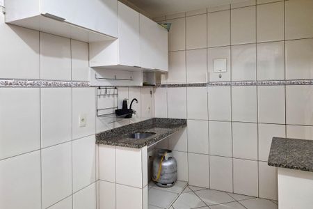 Casa à venda com 45m², 1 quarto e sem vagaSala/Cozinha