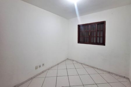 Casa à venda com 45m², 1 quarto e sem vagaQuarto