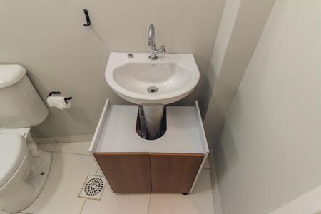 Apartamento para alugar com 44m², 1 quarto e sem vaga Apartamento para alugar com 44m², 1 quarto e sem vagaBanheiro