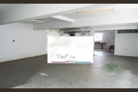 Casa à venda com 4 quartos, 200m² em Mirandópolis, São Paulo