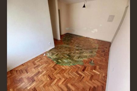 Apartamento à venda com 45m², 1 quarto e 1 vaga
