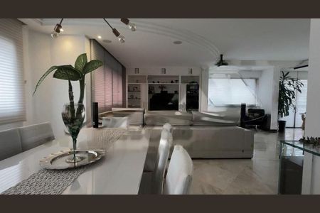 Apartamento à venda com 4 quartos, 240m² em Jardim da Saúde, São Paulo