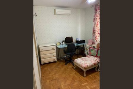 Casa à venda com 163m², 3 quartos e 2 vagas