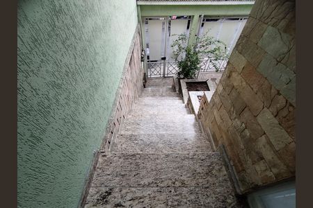 Escada  de casa à venda com 3 quartos, 200m² em Bosque da Saúde, São Paulo