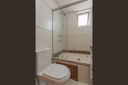 Apartamento à venda com 136m², 3 quartos e 2 vagasBanheiro da Suíte