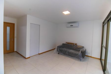 Apartamento à venda com 37m², 1 quarto e 1 vagaSala/Cozinha