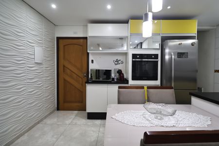 Apartamento à venda com 110m², 2 quartos e 2 vagasCozinha