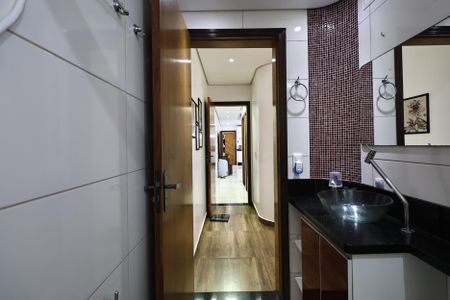 Apartamento à venda com 110m², 2 quartos e 2 vagasBanheiro da Suíte