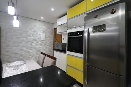 Apartamento à venda com 110m², 2 quartos e 2 vagasCozinha