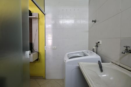 Apartamento à venda com 110m², 2 quartos e 2 vagasLavanderia