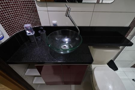 Apartamento à venda com 110m², 2 quartos e 2 vagasBanheiro da Suíte