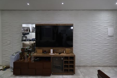 Apartamento à venda com 110m², 2 quartos e 2 vagasSala