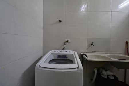 Apartamento à venda com 110m², 2 quartos e 2 vagasLavanderia