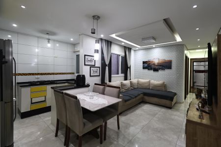 Apartamento à venda com 110m², 2 quartos e 2 vagasSala