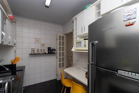 Apartamento à venda com 63m², 2 quartos e 1 vagaCozinha e Área de Serviço