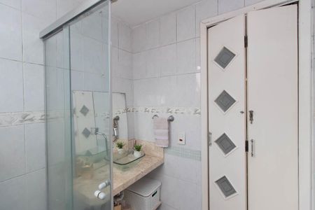 Apartamento à venda com 63m², 2 quartos e 1 vagaBanheiro