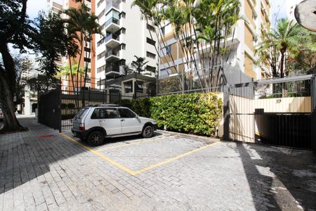 Apartamento à venda com 145m², 4 quartos e 2 vagas Apartamento à venda com 145m², 4 quartos e 2 vagasFachada