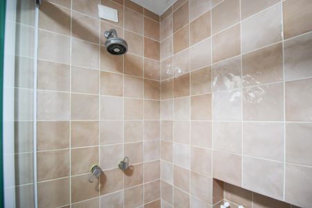 Apartamento à venda com 145m², 4 quartos e 2 vagas Apartamento à venda com 145m², 4 quartos e 2 vagasBanheiro da Suíte