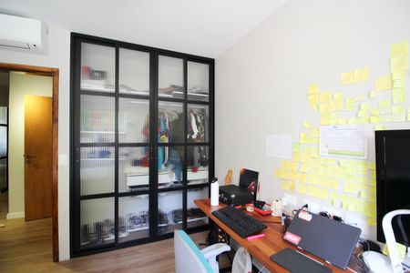 Apartamento à venda com 145m², 4 quartos e 2 vagas Apartamento à venda com 145m², 4 quartos e 2 vagasQuarto 3