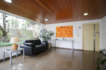 Apartamento à venda com 145m², 4 quartos e 2 vagas Apartamento à venda com 145m², 4 quartos e 2 vagasHall