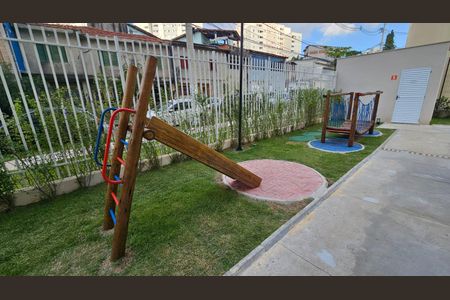 Apartamento para alugar com 48m², 2 quartos e sem vaga Apartamento para alugar com 48m², 2 quartos e sem vagaÁrea comum - Playground