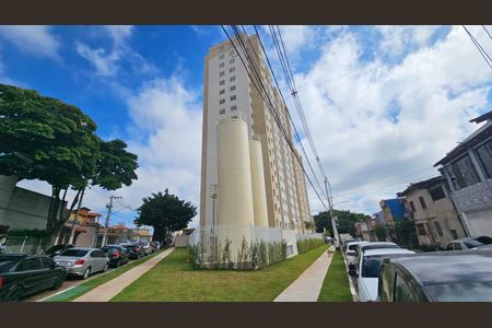 Apartamento para alugar com 48m², 2 quartos e sem vaga Apartamento para alugar com 48m², 2 quartos e sem vagaFachada