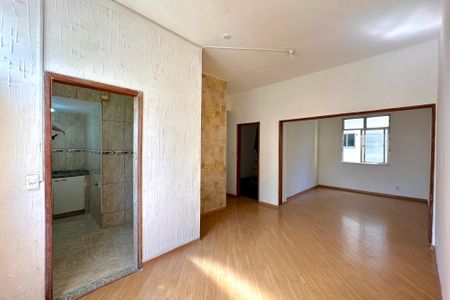 Apartamento para alugar com 75m², 1 quarto e sem vagaSala