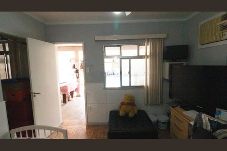 Casa à venda com 170m², 4 quartos e 4 vagas Casa à venda com 170m², 4 quartos e 4 vagasQuarto 2