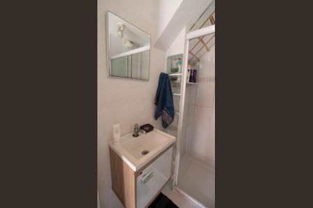 Casa à venda com 170m², 4 quartos e 4 vagas Casa à venda com 170m², 4 quartos e 4 vagasBanheiro da Piscina