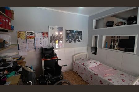 Casa à venda com 170m², 4 quartos e 4 vagas Casa à venda com 170m², 4 quartos e 4 vagasQuarto 2