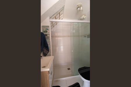 Casa à venda com 170m², 4 quartos e 4 vagas Casa à venda com 170m², 4 quartos e 4 vagasBanheiro da Piscina