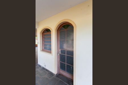 Casa à venda com 1400m², 4 quartos e 5 vagasEdícula