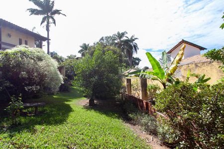 Casa à venda com 1400m², 4 quartos e 5 vagasQuintal