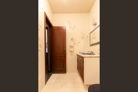 Casa à venda com 1400m², 4 quartos e 5 vagasBanheiro Social