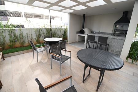 Apartamento à venda com 70m², 2 quartos e 1 vagaÁrea comum - Churrasqueira