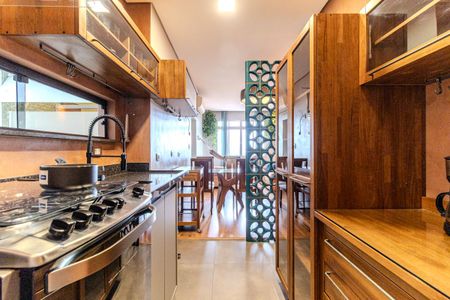 Apartamento à venda com 65m², 2 quartos e sem vagaCozinha