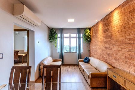 Apartamento à venda com 65m², 2 quartos e sem vagaSala