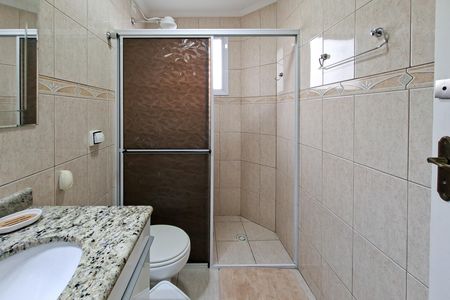 Apartamento para alugar com 85m², 2 quartos e 1 vaga Apartamento para alugar com 85m², 2 quartos e 1 vagaBanheiro da Suíte
