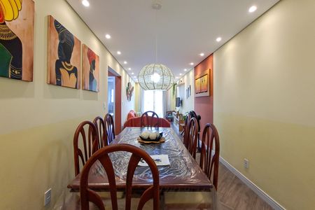 Apartamento para alugar com 85m², 2 quartos e 1 vaga Apartamento para alugar com 85m², 2 quartos e 1 vagaSala