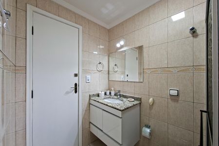 Apartamento para alugar com 85m², 2 quartos e 1 vaga Apartamento para alugar com 85m², 2 quartos e 1 vagaBanheiro da Suíte