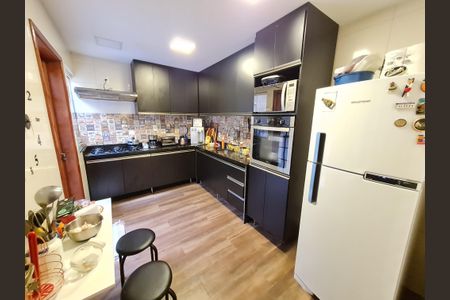 Casa à venda com 67m², 3 quartos e sem vaga