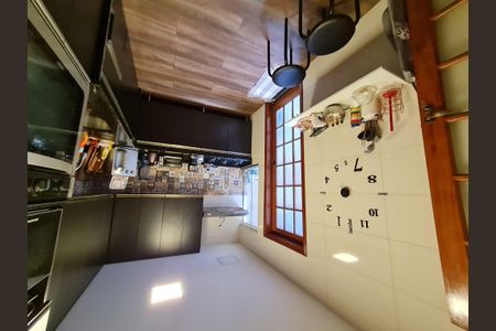 Casa à venda com 67m², 3 quartos e sem vaga