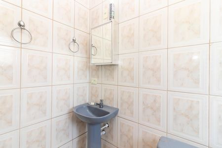 Casa à venda com 134m², 4 quartos e 2 vagasBanheiro 2