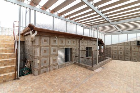 Casa à venda com 134m², 4 quartos e 2 vagasGaragem